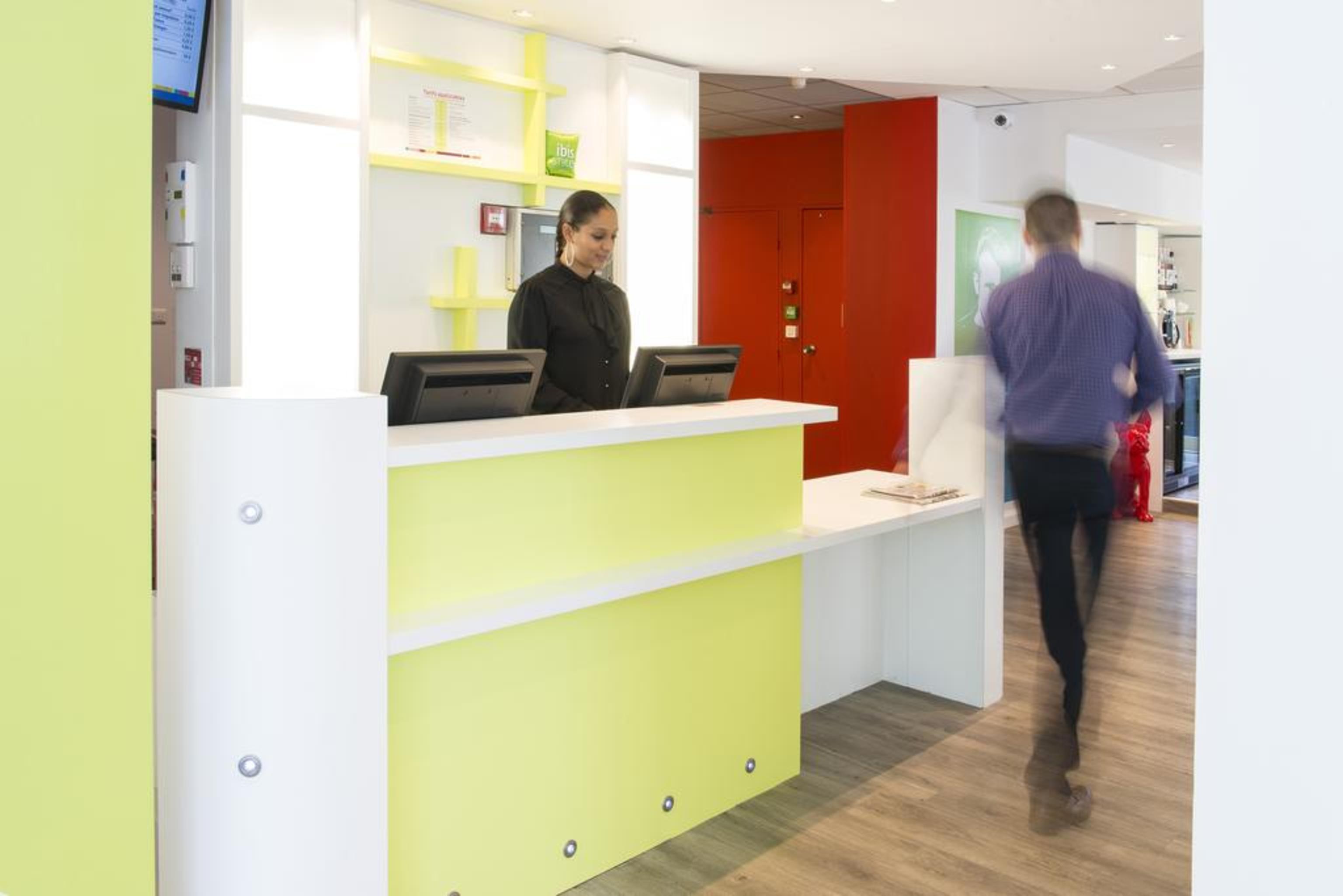 Ibis Styles Cannes Le Cannet Exterior photo